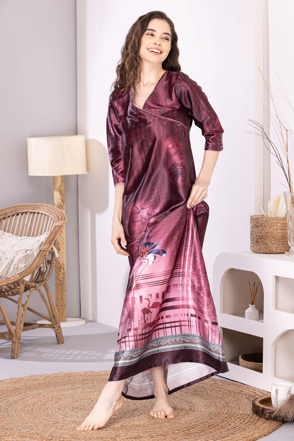 The Olivia Coleman lounging Nighty - Image 4