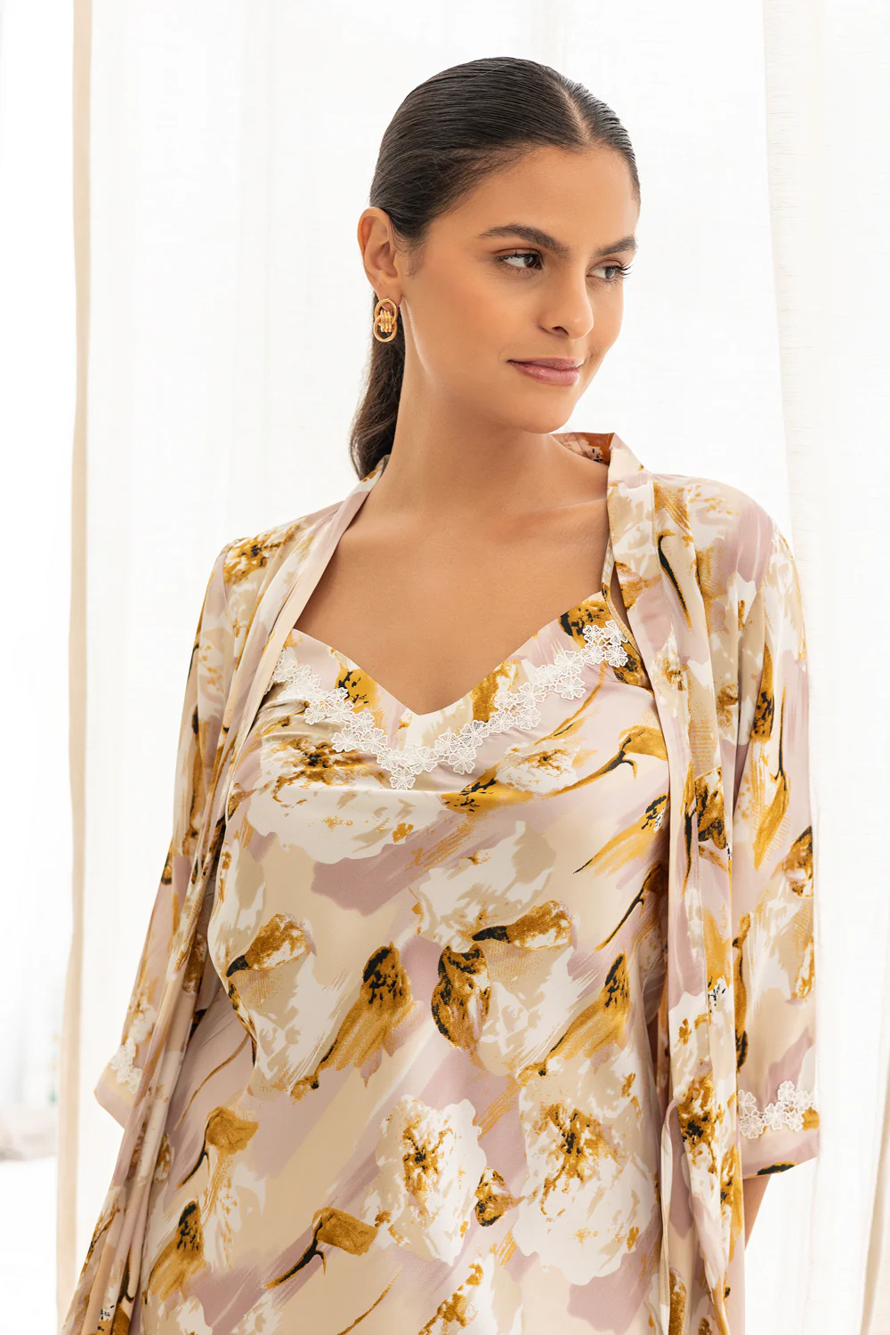 Rosewood Garden Short Nightgown set - Image 3